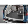 Bandeja de maletero integrada GMC Acadia en Jet Black con el logotipo de GMC