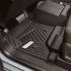 Chevrolet Suburban 11.gen Interlocking Premium All-Weather Floor Liner pro první řadu v kakaové barvě s chromovaným logem Bowtie (pro modely bez středové konzoly)