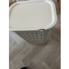 2. jakost -  Koš na špinavé prádlo, pro sběr špinavého oblečení, JONA, 55l, bílý (prasklý plast kolem pantů)