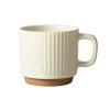 HRNEK 550ML ŽEBROVANÝ KERAMIKA KRÉMOVĚ BÍLÁ