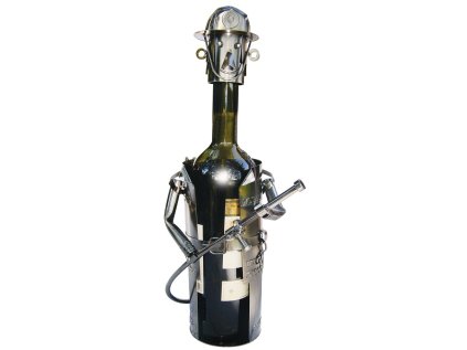 Kovový stojan na víno, motiv hasič