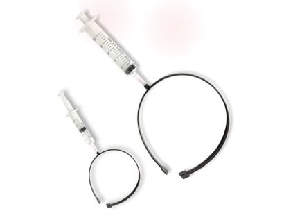 Injekční stříkačka na čelence