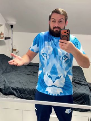 Probuď v sobě lva 🦁 s tričkem od Utopy 🔥 Tento design najdeš na našem webu v mnoha barvách 🎨 #utopy #utopywear...