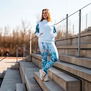 Krásný set mikiny winter flow light a legínů winter flow 💙 #uropy #utopywear #leginy #mikina #vyrobenovcesku
