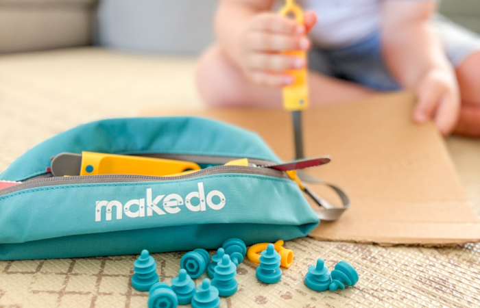 Makedo dává fantazii tvar. A kartonu nový život.