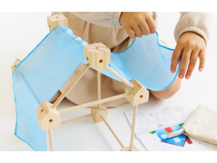 Mini stavebnice - domeček a hedvábný šátek - PSITM 12/24  Sarah´s Silks