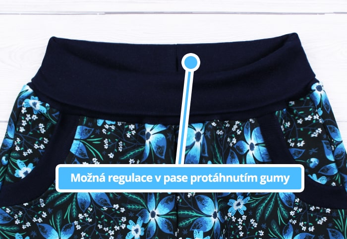 Předšitá dírka na protažení gumy u dětských softshellových kalhot