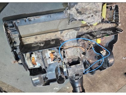 Objednávám kontrolu, vyčištění a dezinfekci klepače Vivenso