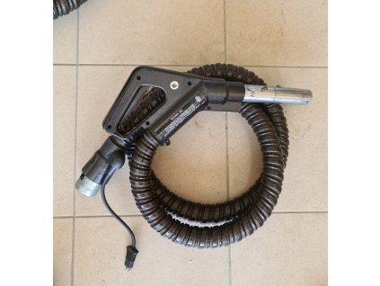 899 ek pe hadice ke klepaci model d pouzita