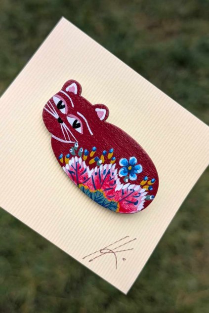 folklorní brož kočka