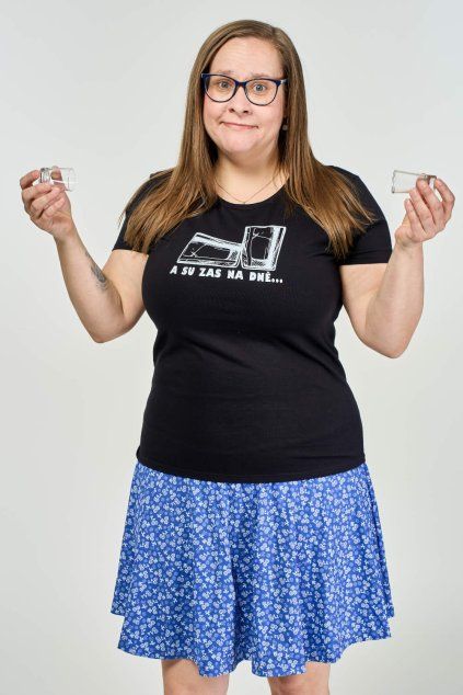 dámské tričko a su zas na dně
