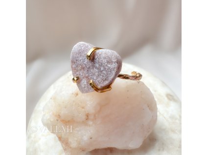 Prsten srdce s růžovým ametystem 2 vroubkovaný kroužek