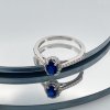 Prsten oval s diamanty a safírem