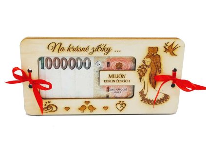 Dřevěná dárková karta „První milion“ pro novomanžele