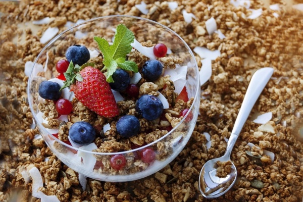 Proč byste měli zařazovat sacharidy do svého jídelníčku?