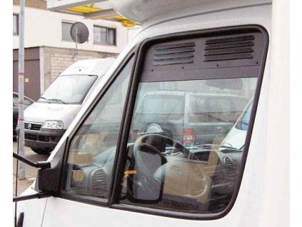 Větrací mřížka pro Mercedes Benz Sprinter od r. 2018, sada 2 ks
