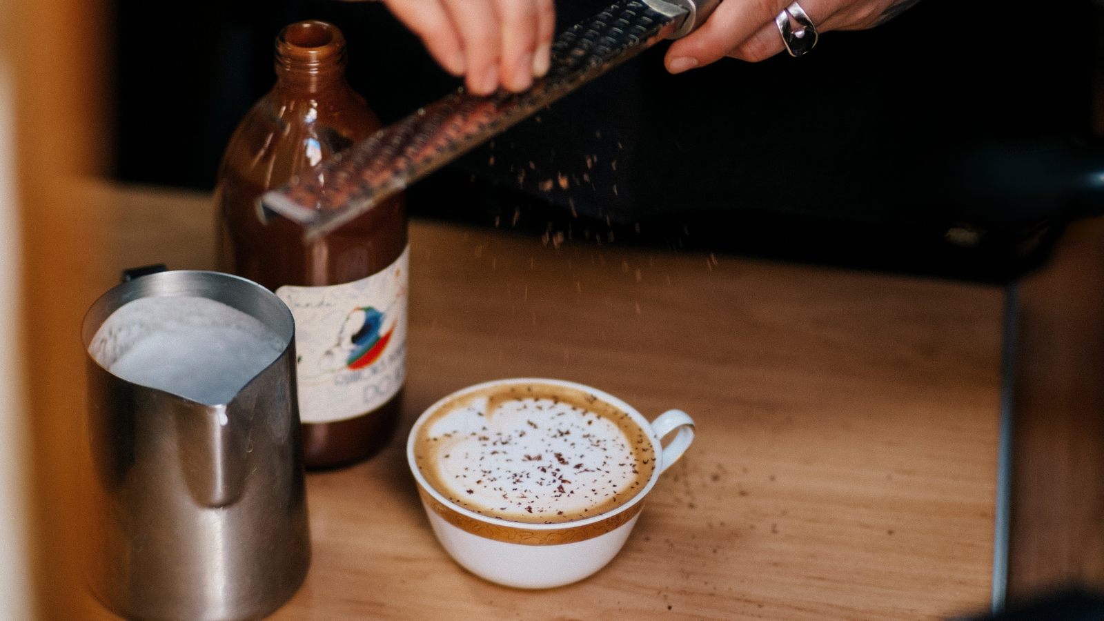 Jak si doma připravit kafe jako z kavárny? S našimi recepty snadno!