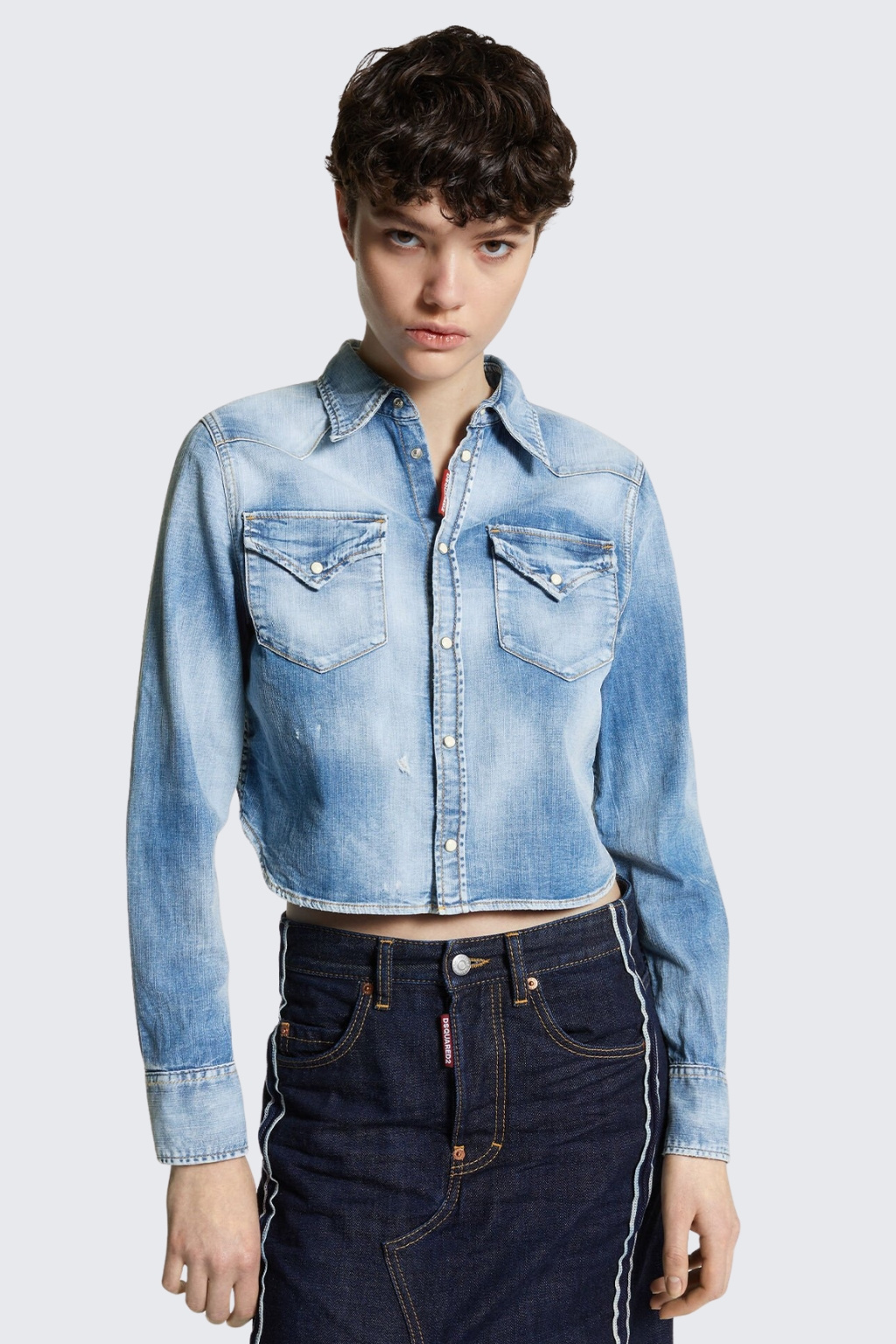 Dámská džínová košile DSQUARED2 S75DL0917 modrá