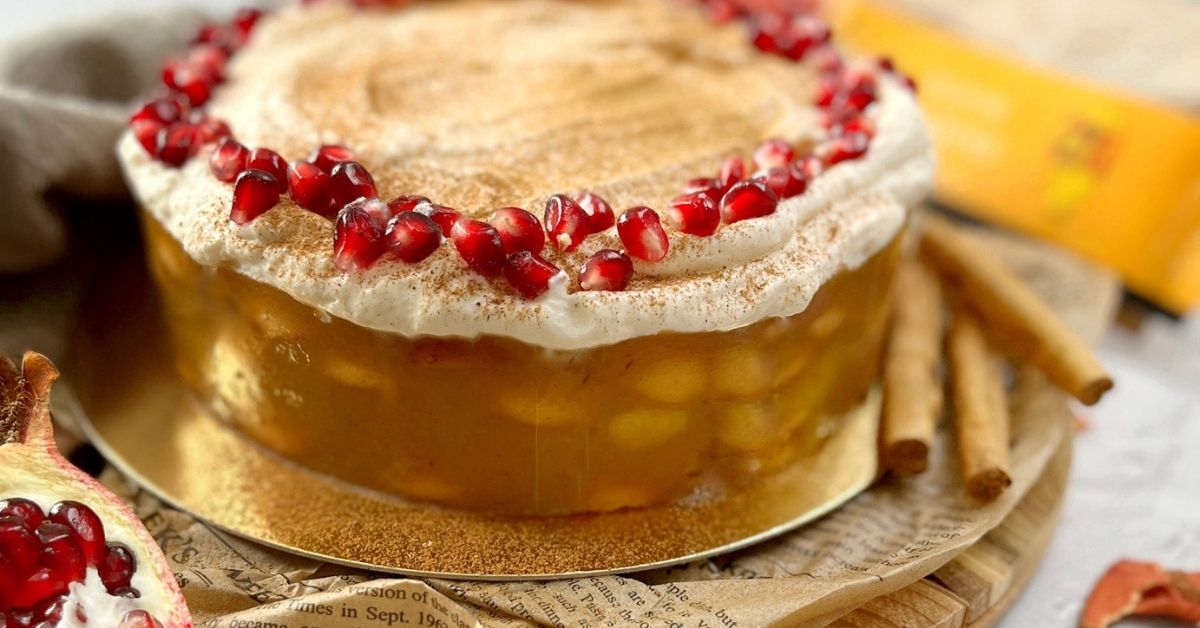 Nepečený jablečný dort s piškoty