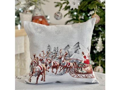 Gobelínový vánoční povlak na polštář s motivem Santa na saních 45x45 cm