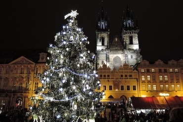 Adventní a vánoční trhy 2025 – 9 tipů, kam se vydat