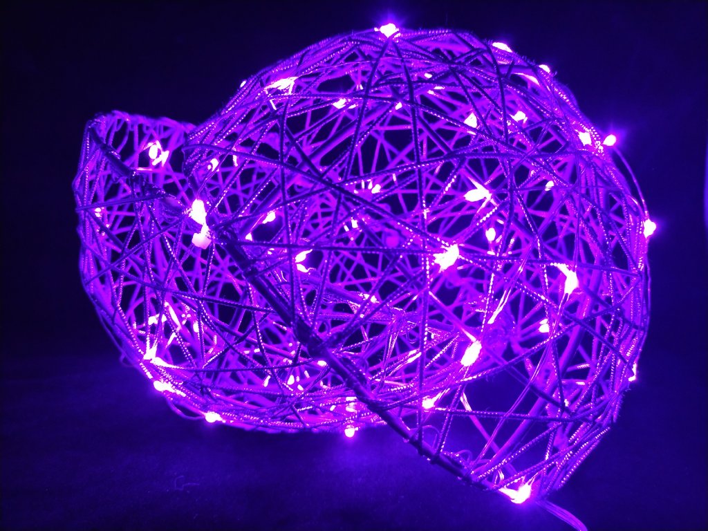 LED světelná koule, fialová, různé velikosti na výběr