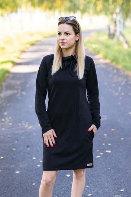 ŠATY SE STOJÁČKEM 1