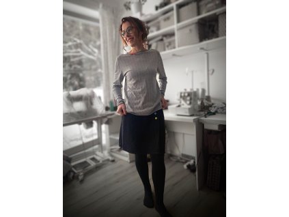 Šedé triko s mašličkou