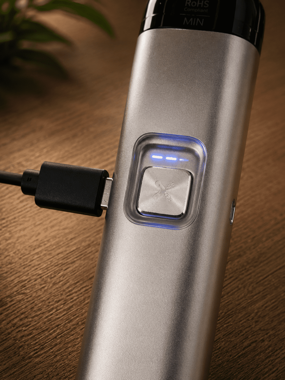 USB-C nabíjení a baterie Elf Bar ELFX 2