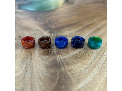 Vapor Giant Delrin DripTip V2,5 - Resin - M (Barva Červená)