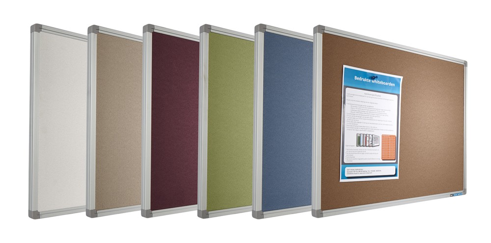 Nástěnky v pastelových barvách