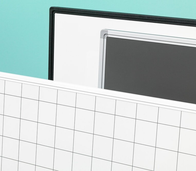 Různé druhy povrchu tabulí