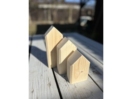 dřevěný domeček 1. (8x6 cm) – dřevěná dekorace