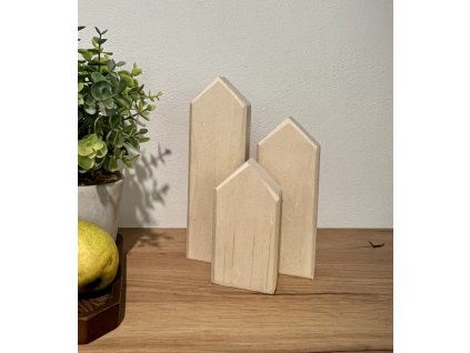 dřevěný domeček 2. (6x4cm) – dřevěná dekorace