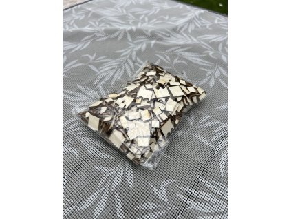 balení odřezku z překližky – dřevěná dekorace