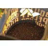 METHOD - FEEDER MIX BLACK FRUIT