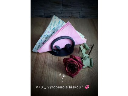 Stojan na jídelní ubrousky kovový, černá barva, do kuchyně, na stůl, ruční práce, vyrobeno s láskou