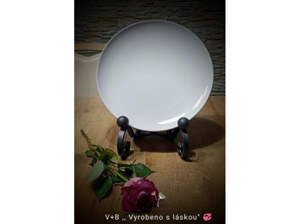 kovový stojan na talíře, černá kovářská barva, dekorace, do kuchyně, ruční práce,