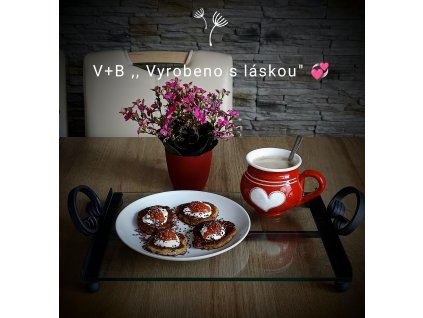 Servírovací podnos