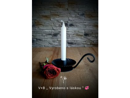 kovový svícen, černý, konická svíčka, na tůl