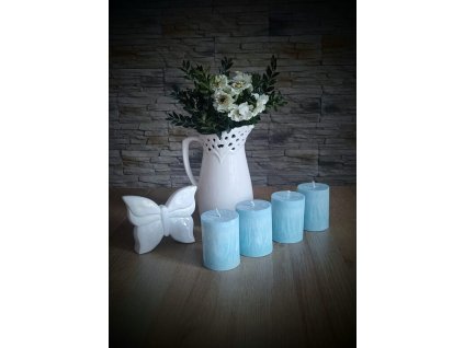 svíčky z palmového vosku, světle modrá barva, ruční práce s láskou