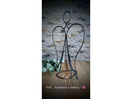 Anděka kovová, černá barva, ruční práce, vyrobená s láskou