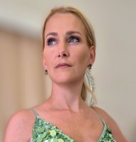                                     Viviána Kovácsová
                            