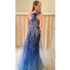 Modré dlhé spoločenské šaty s asymetrickým ramienkom a vlečkou