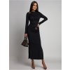 Čierne elegantné midi šaty s dlhým rukávom a ozdobnou sponou