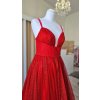 Dlhé červené trblietavé spoločenské šaty s korzetovým živôtikom
