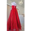 Dlhé červené trblietavé spoločenské šaty s korzetovým živôtikom