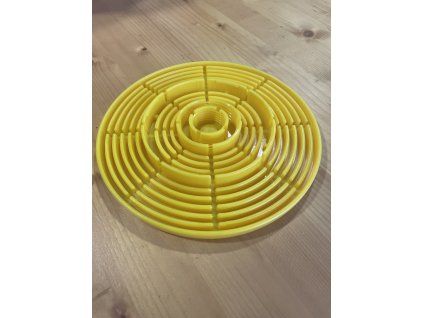 Napájačka univerzálna