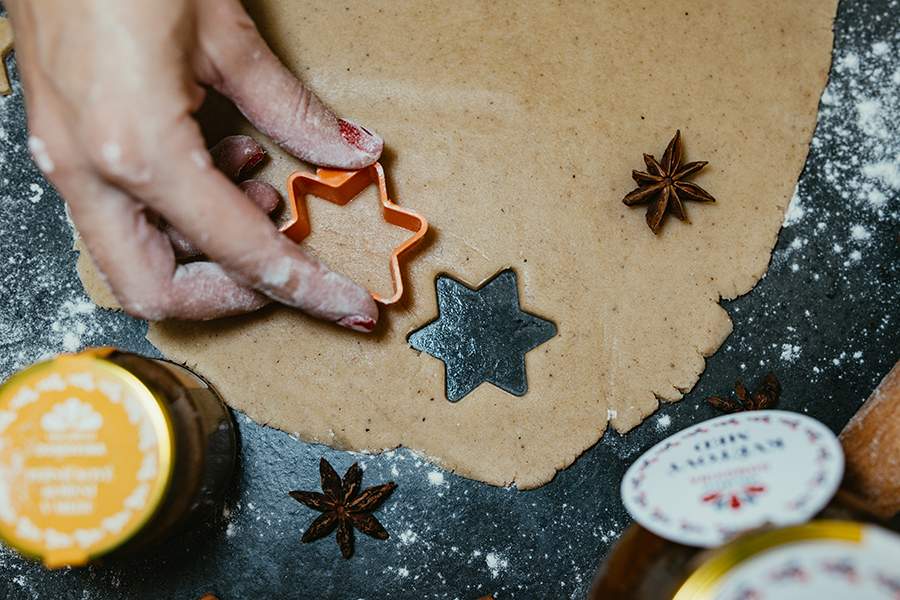 Medové Vánoce a Silvestr. Užijte si je na jedničku!