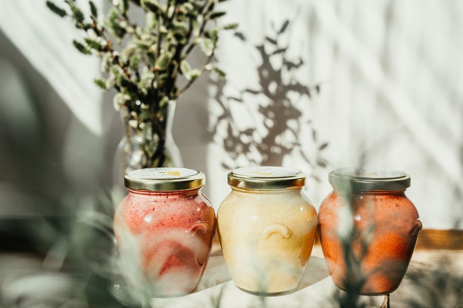 Med a sexuální život 1. Proč med nabudí, uklidní a potěší